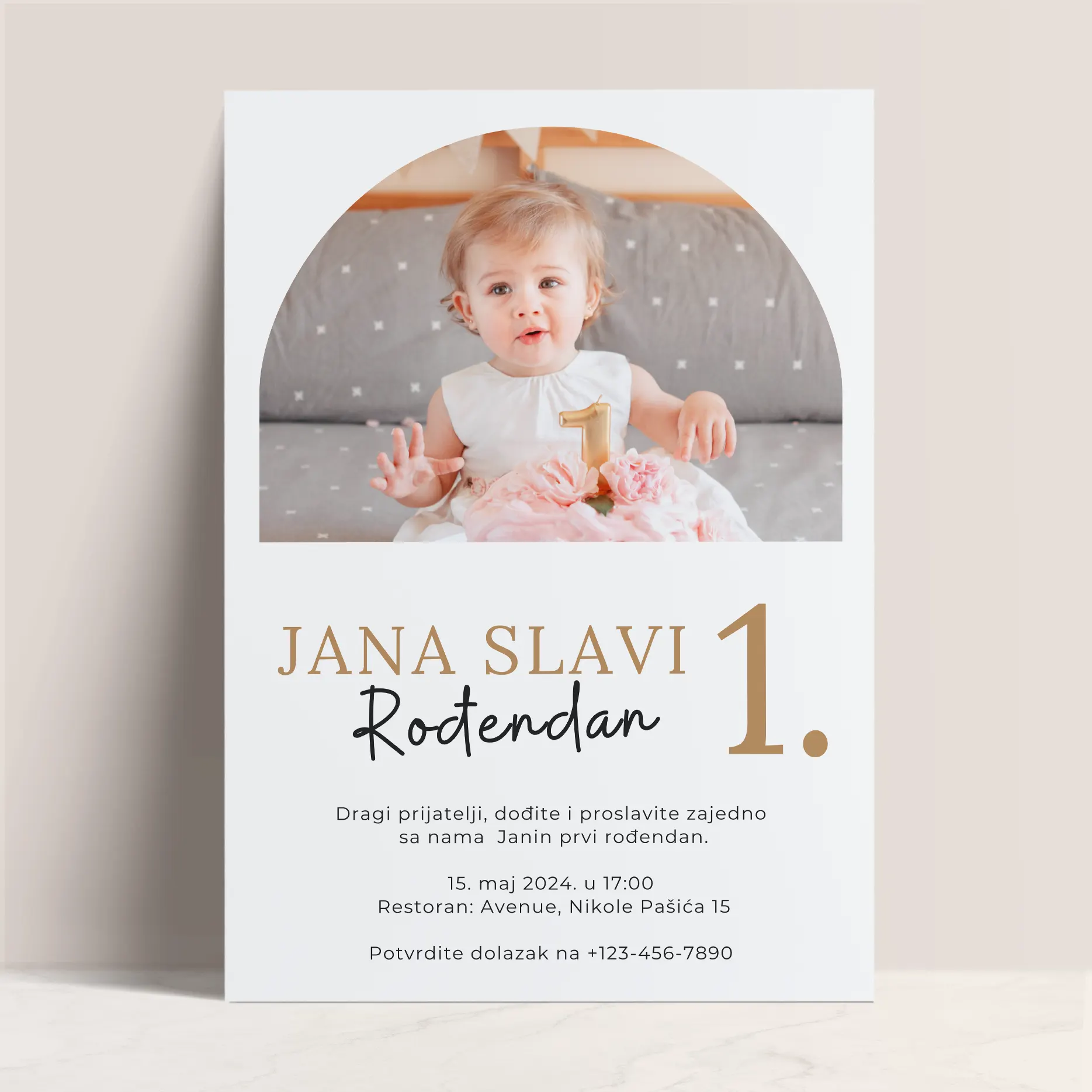 Elegantna i Jednostavna: Pozivnica za Prvi Rođendan sa Slikom