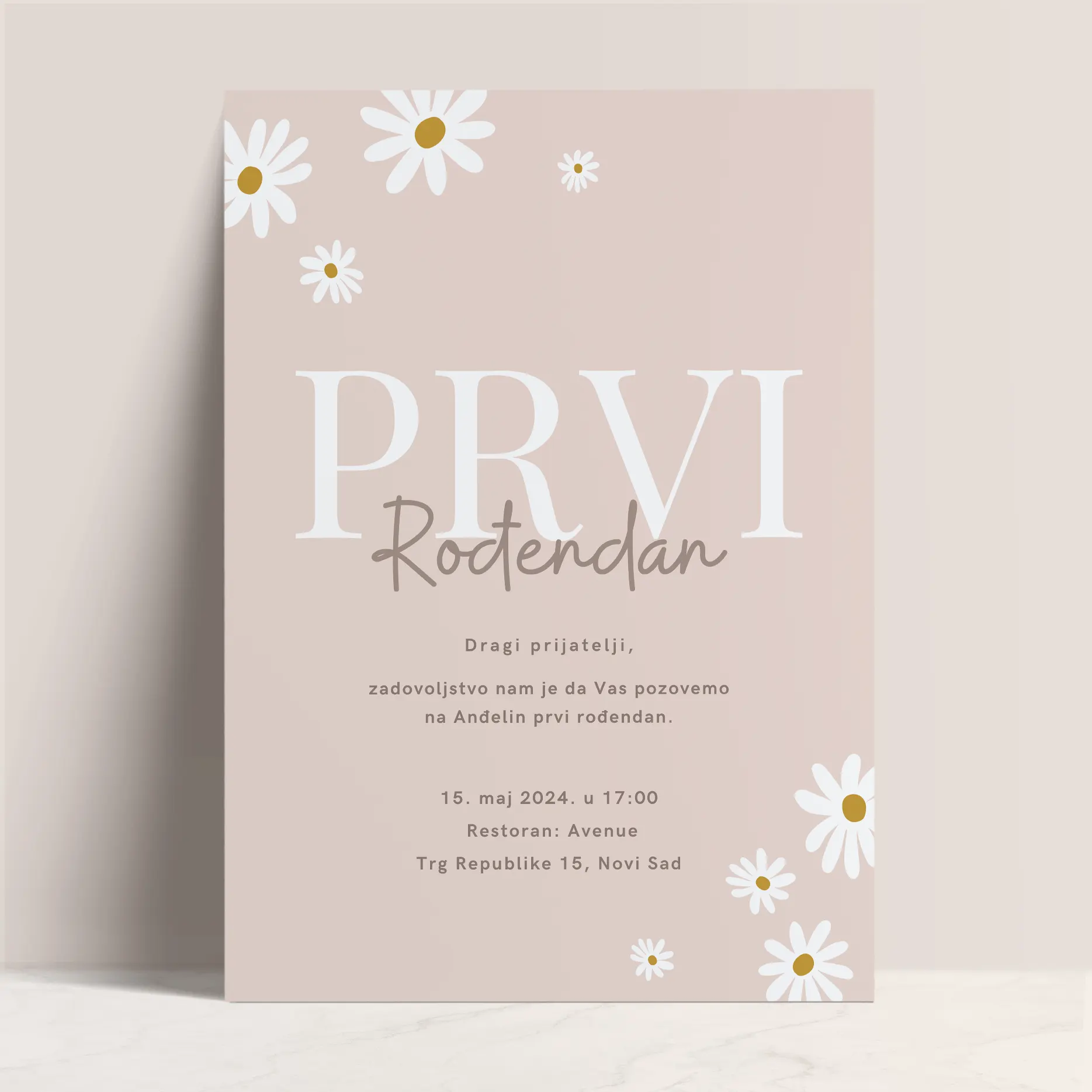 Pozivnica za Prvi Rodjendan sa Cvjetnim Elementima