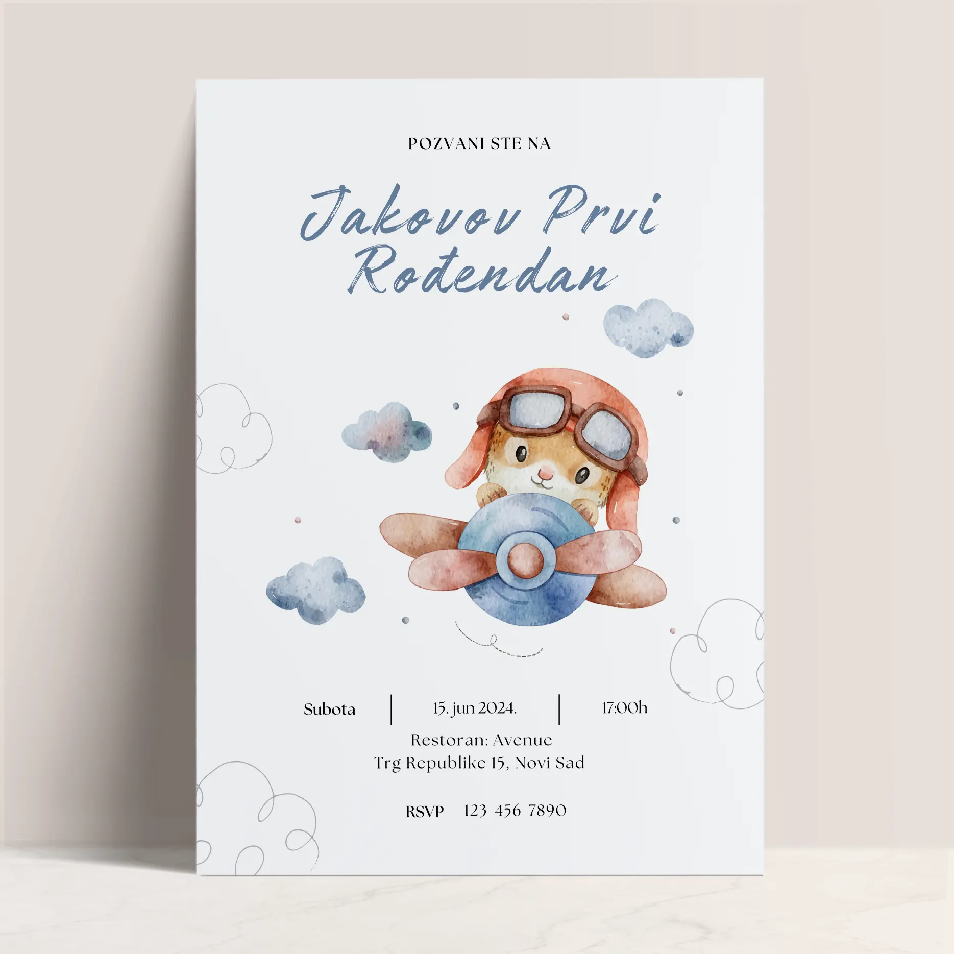 Pozivnica za Prvi Rođendan Dečaka sa Slatkom Ilustracijom